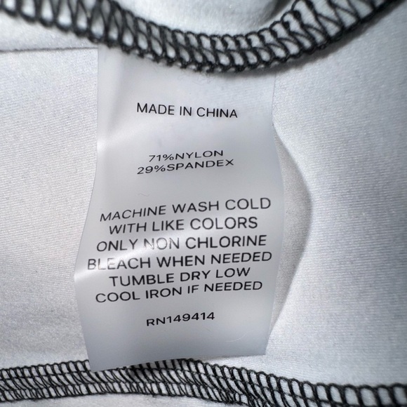 Johnny Was Active Nido Blocked Half-Zip Floral Pullover Top – Size L (EUC) - Picture 8 of 12